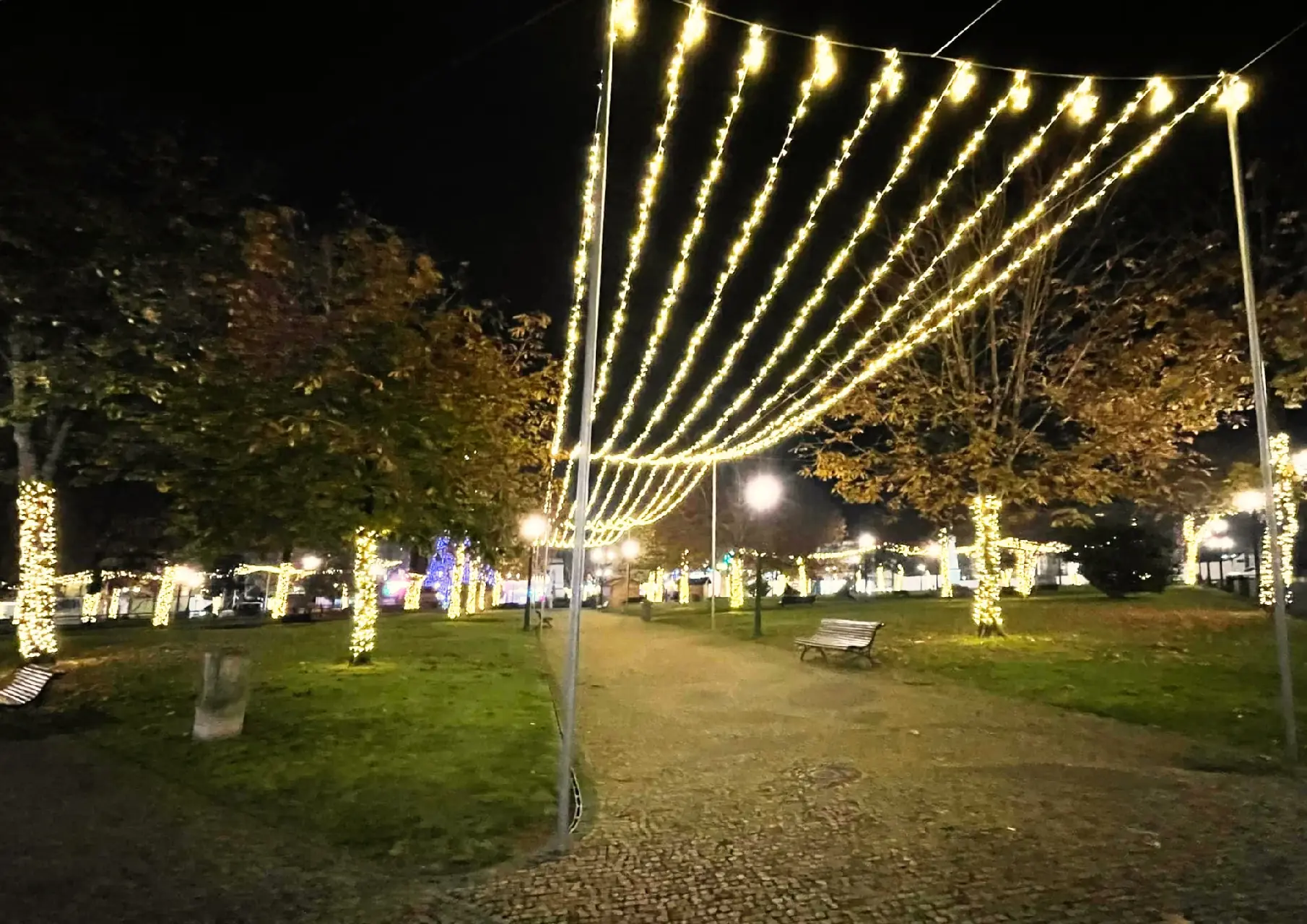 Iluminação Parque, Paredes, 2026